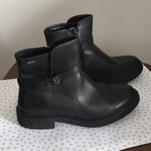 Ecco Women’s Crepetray Goretex Boot